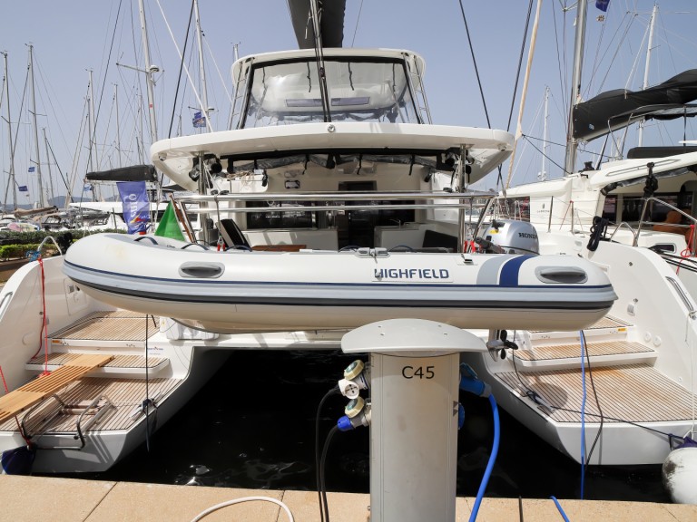 Lagoon Lagoon 46 in Olbia on SamBoat