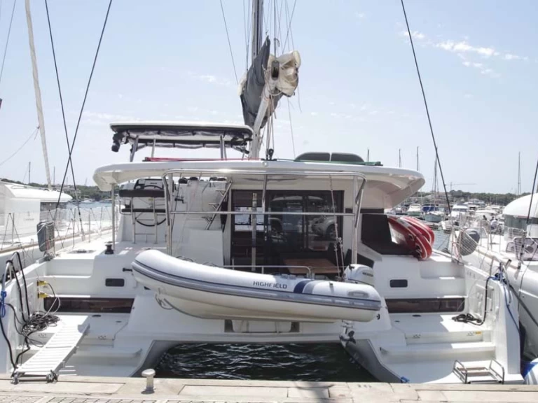 Lagoon Lagoon 42 charter bareboat or captained in  Portocolom