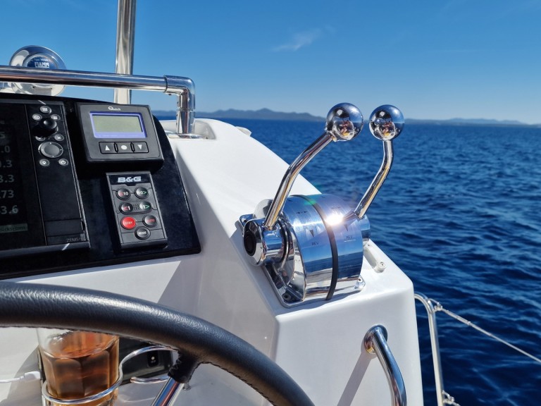 Bareboat Rental Catamaran Lagoon with a boat licence