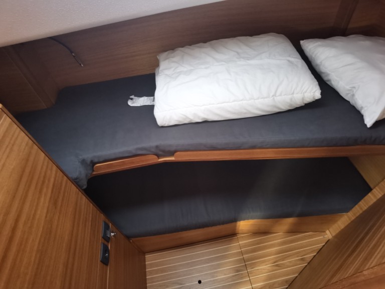 Bareboat Rental Sailboat Elan with a boat licence