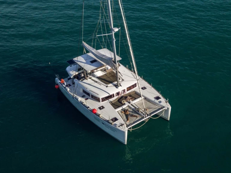 Yacht charter Ao Chalong cheap Lagoon 450
