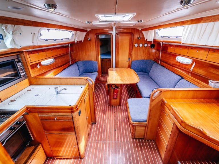 Sailboat rental with or without captain Bavaria Betina