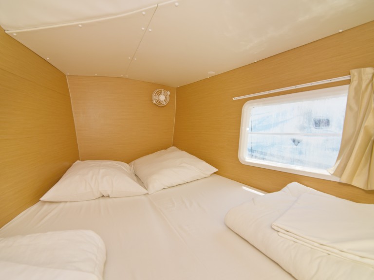 Lagoon Lagoon 380 charter bareboat or captained in  Betina