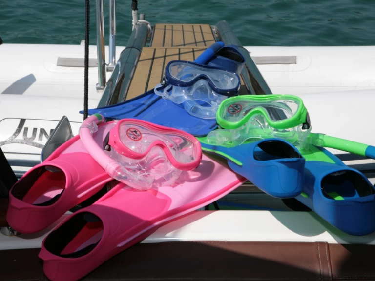 Bareboat Rental Motorboat Jeanneau with a boat licence