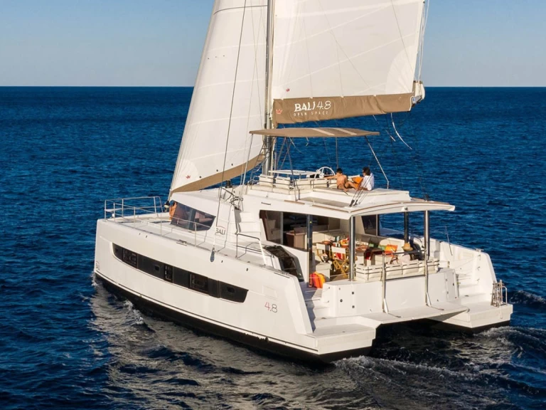 Catamaran rental in Road Town - Bali Bali 4.8