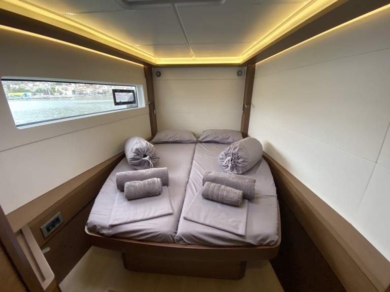 Catamaran for rent Alimos at the best price