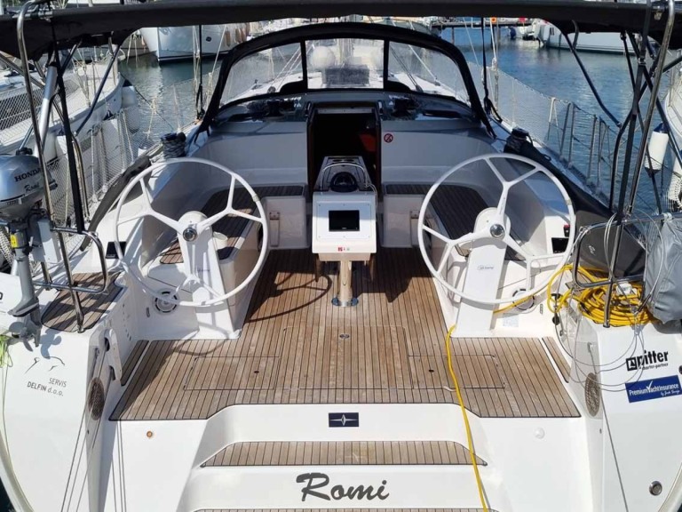 Bareboat Rental Sailboat Bavaria with a boat licence