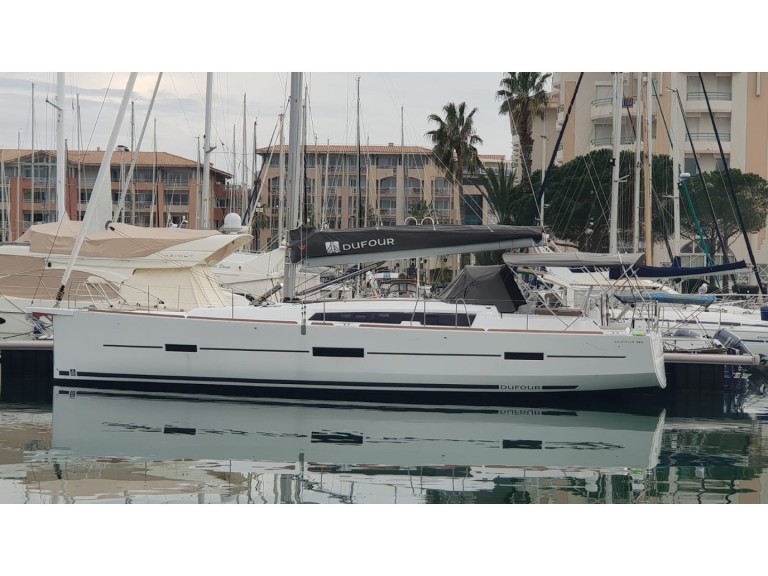 Sailboat rental with or without skipper Dufour Salivoli