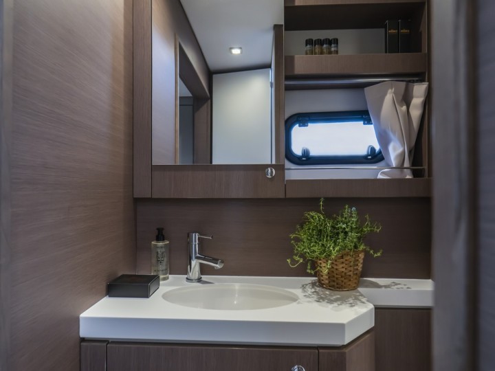 Catamaran rental in Capo d'Orlando - Bali Bali 5.4