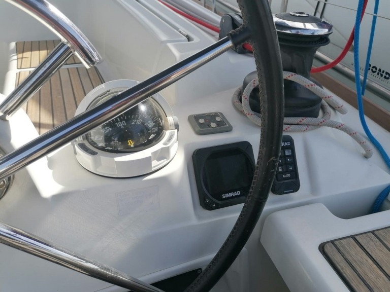 Sailboat rental with or without captain Jeanneau Šibenik
