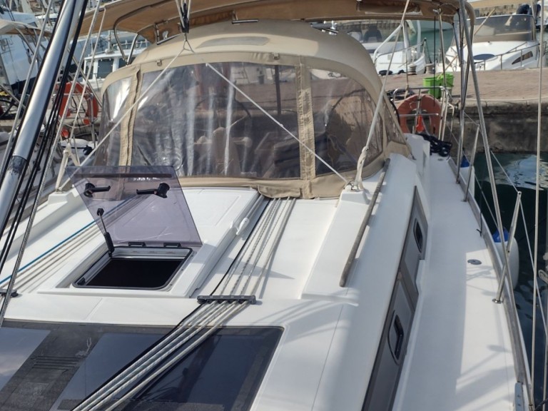 Boat rental Dufour Dufour 382 Grand Large in Furnari on Samboat