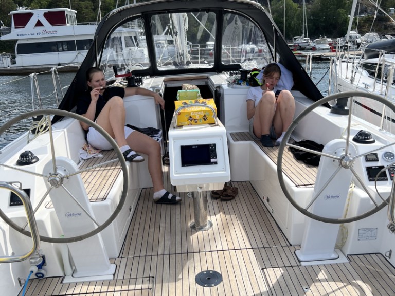 Bavaria Bavaria C38 charter bareboat or captained in  Saltsjö-duvnäs