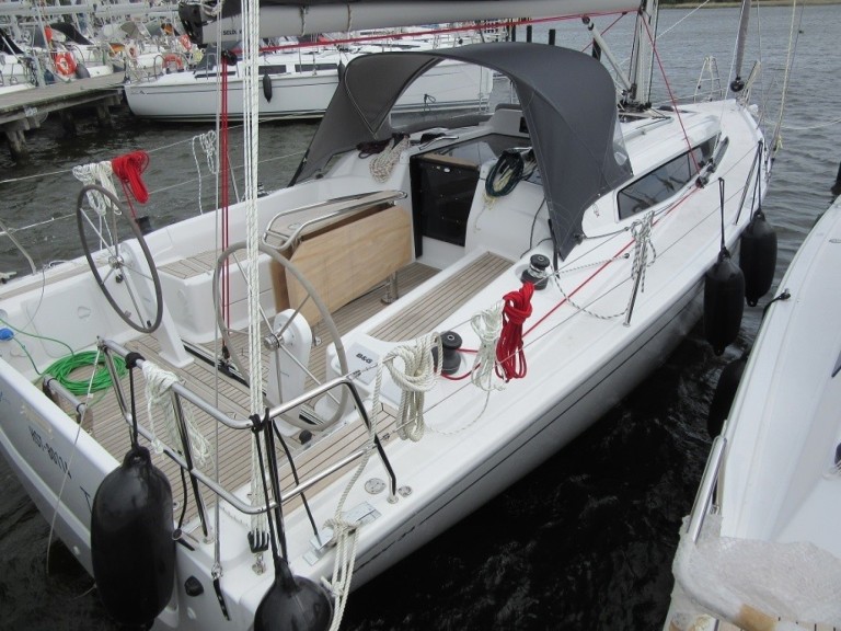 Bareboat Rental Sailboat Dehler with a boat licence