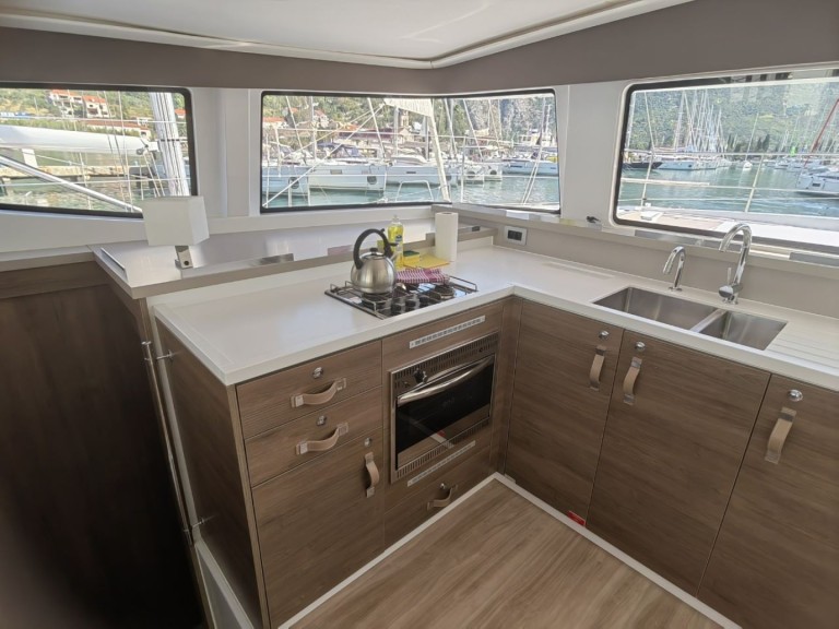 Boat rental Bali Bali 4.4 in Komolac on Samboat