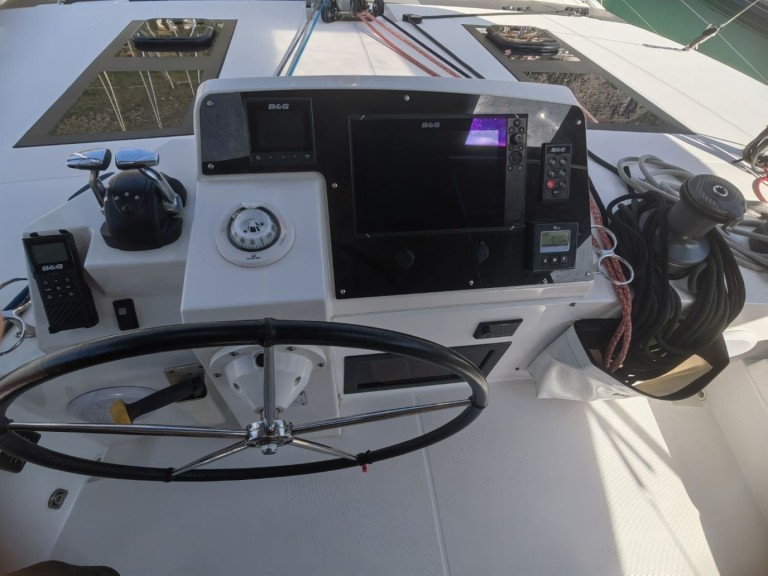 Catamaran rental in Komolac - Nautitech Nautitech 46 Fly