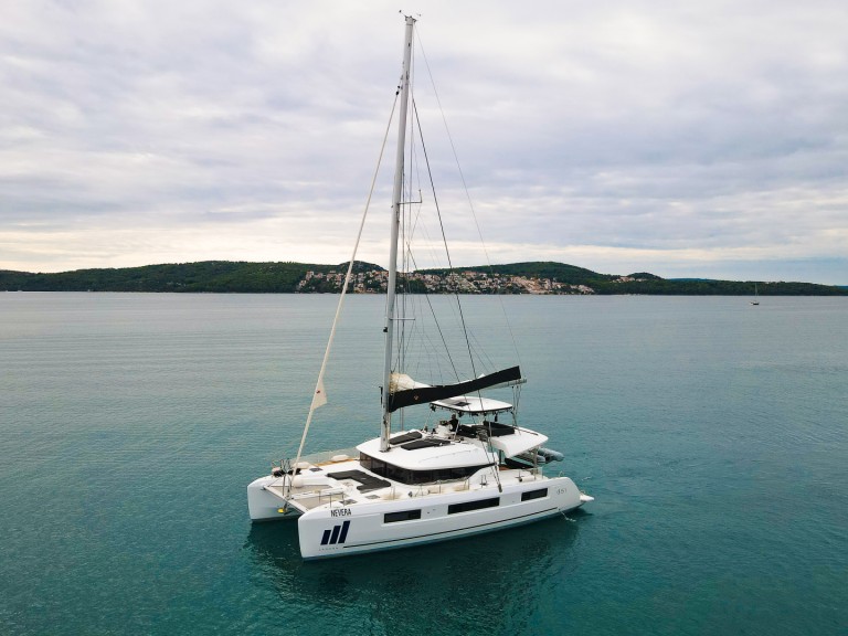 Bareboat Rental Catamaran Lagoon with a boat licence