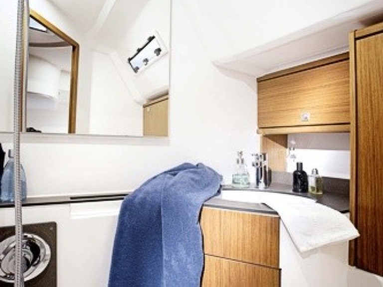 Rent a Bavaria Cruiser 46 Saltsjö-duvnäs