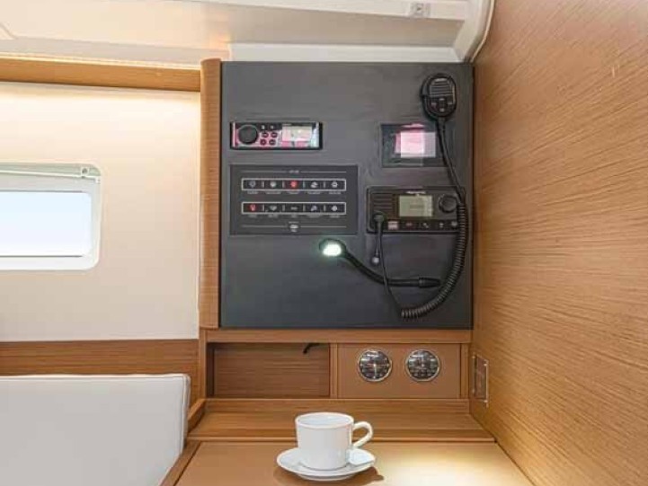 Sailboat for rent Palma de Mallorca at the best price