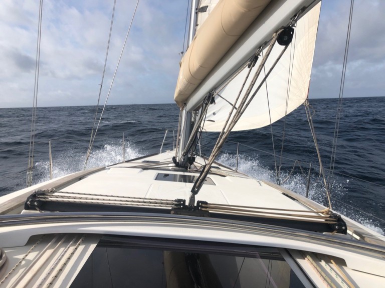 Sailboat for rent La Rochelle at the best price