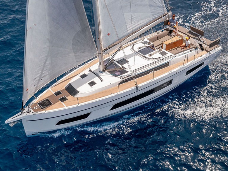 Yacht charter Mandalina Marina cheap Dufour 41 GL