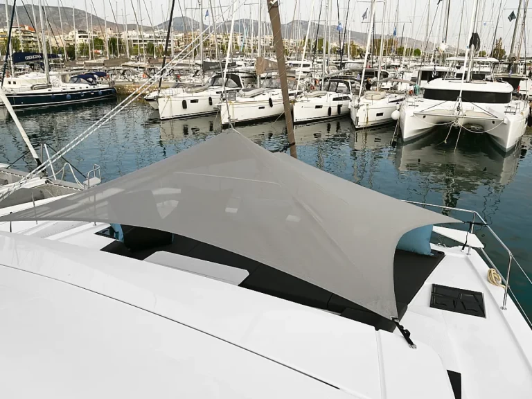 Bali Bali 4.6 in Alimos on SamBoat