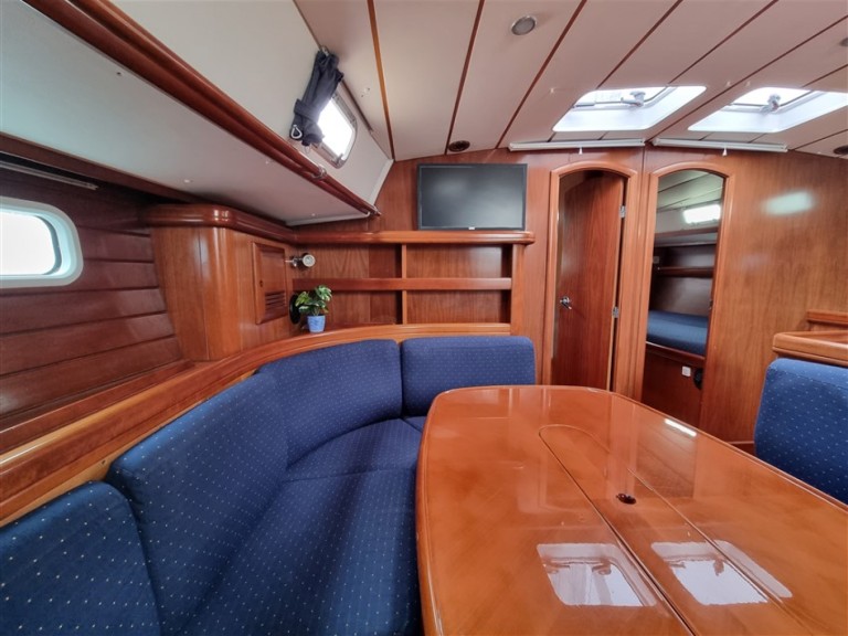 Sailboat rental in Pula - Bénéteau Beneteau 50