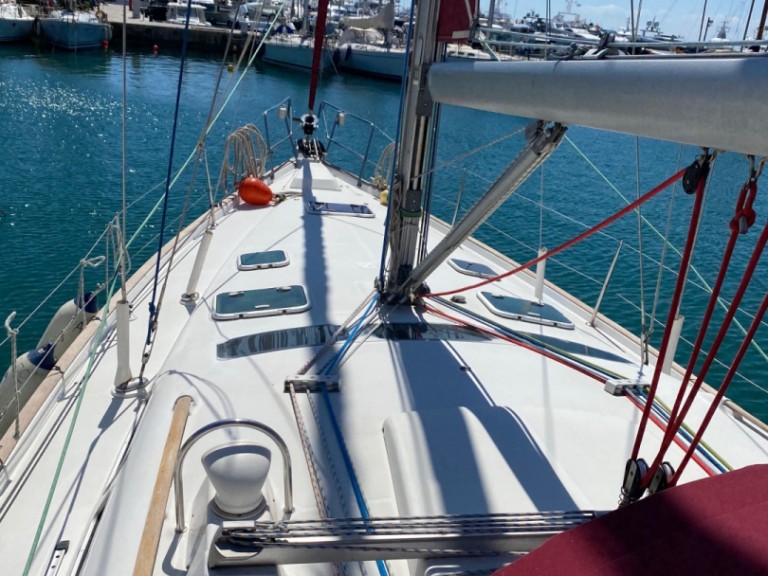 Sailboat for rent Palaio Faliro at the best price