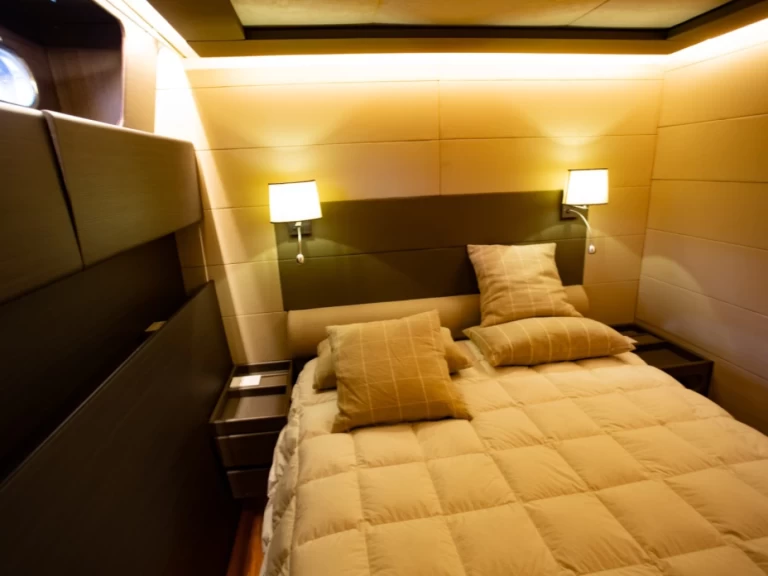 Luxury Yacht for rent Milazzo at the best price