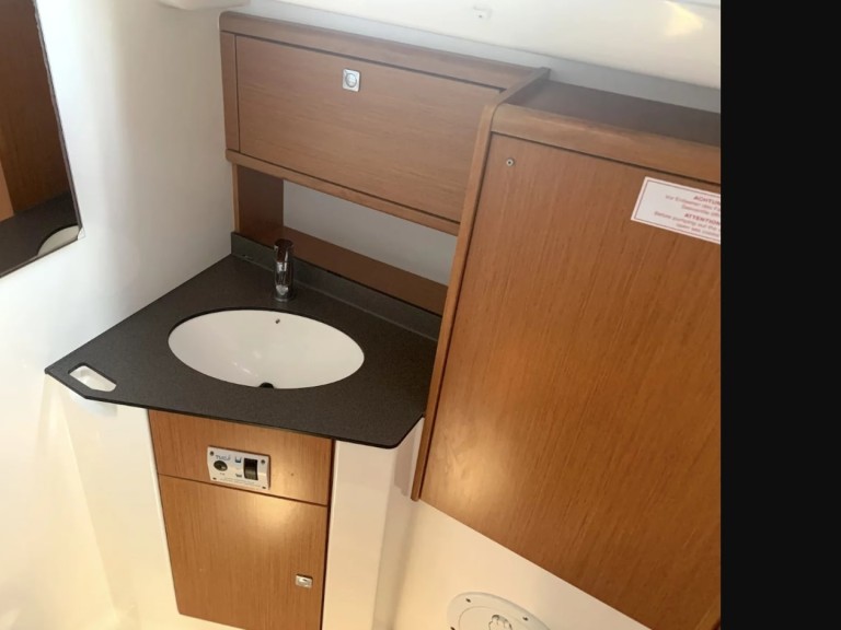 Rent a Bavaria Cruiser 51 Rhodes (City)