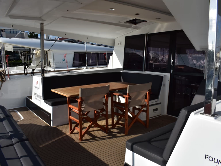 Yacht charter Lefkáda cheap Isla 40