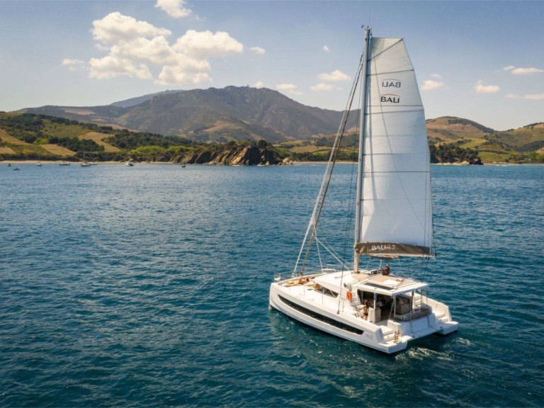Catamaran rental in Šibenik - Bali Bali 4.2
