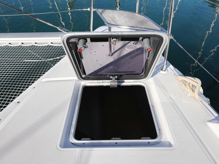 Catamaran for rent Sukošan at the best price