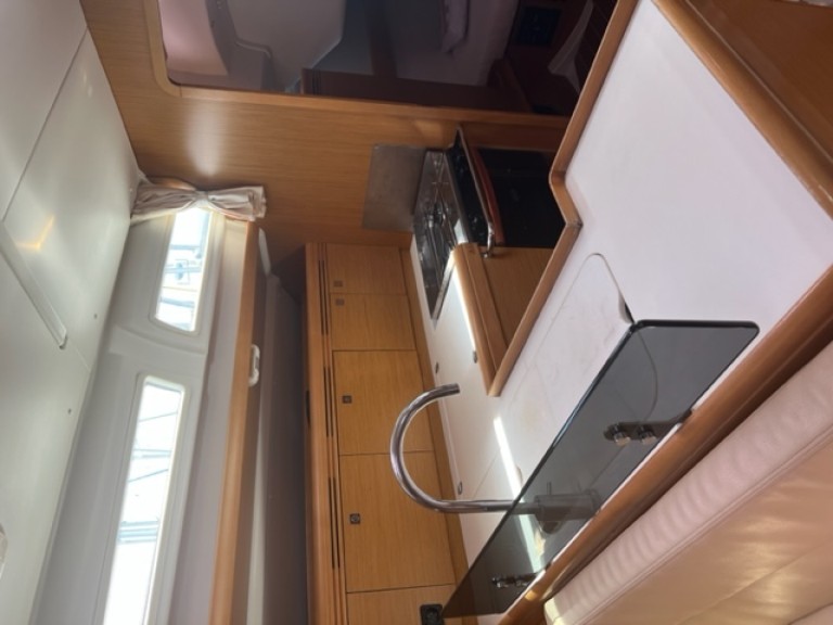 Bareboat Rental Sailboat Jeanneau with a boat licence