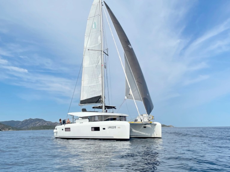 Yacht charter Piombino cheap Lagoon 42
