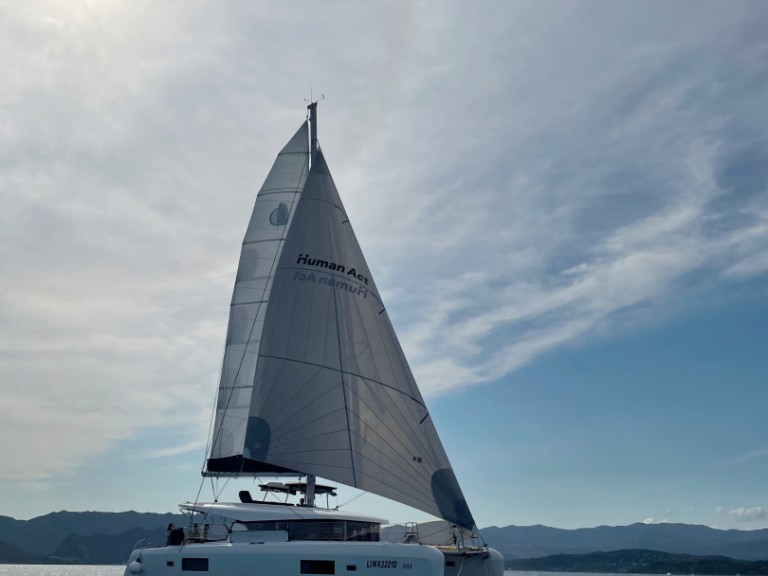 Boat rental Lagoon Lagoon 42 in Piombino on Samboat