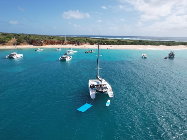 Catamaran for rent Marigot at the best price