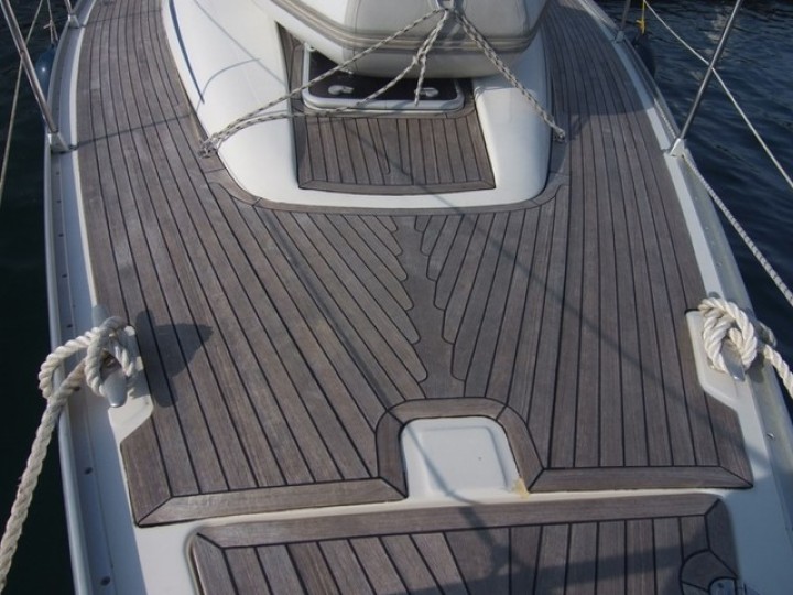 Sailboat rental in Punat - Bavaria Bavaria 42 Cruiser