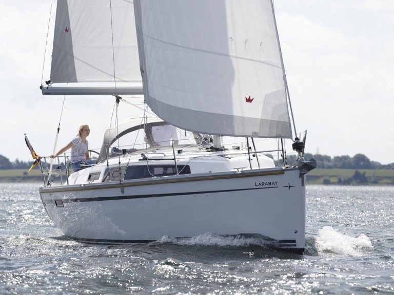 Sailboat rental in Heiligenhafen - Bavaria Cruiser 34