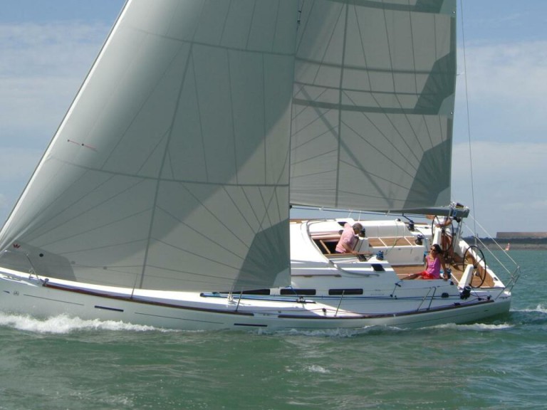 Sailboat rental with or without captain Dufour Flensburg