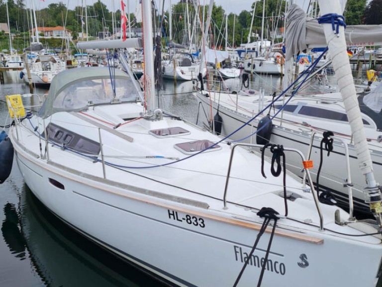 Yacht charter Flensburg cheap Oceanis 31