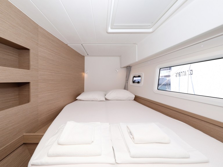 Yacht charter Sukošan cheap Lagoon 42