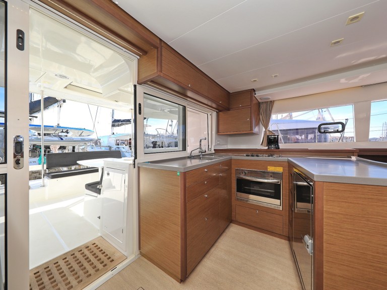 Lagoon Lagoon 450 F charter bareboat or captained in  Sukošan