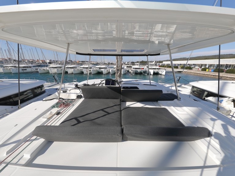 Yacht charter D-Marin Dalmacija Marina cheap Lagoon 46