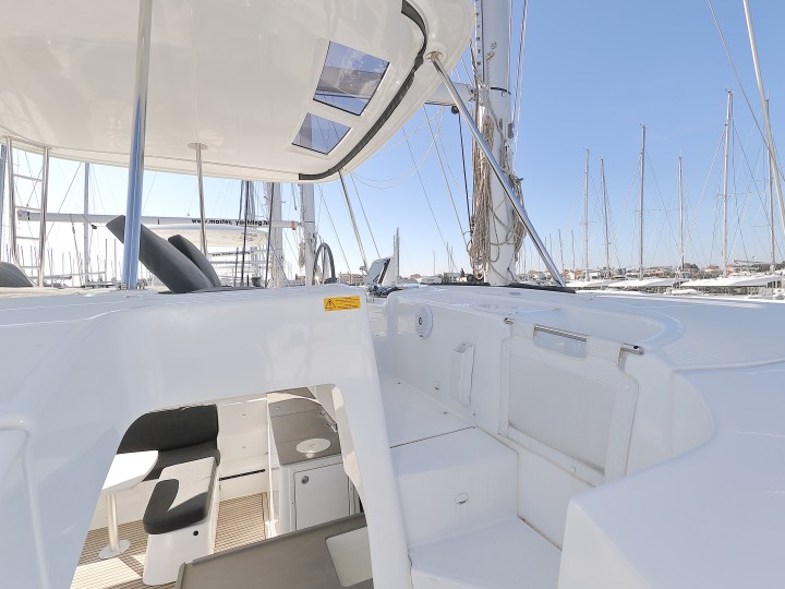 Catamaran rental in Sukošan - Lagoon Lagoon 46