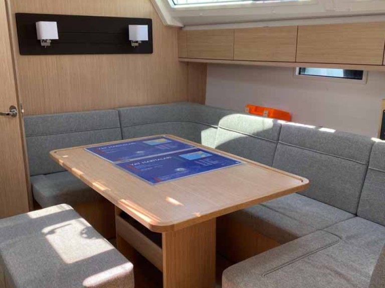 Bareboat Rental Sailboat Bavaria with a boat licence