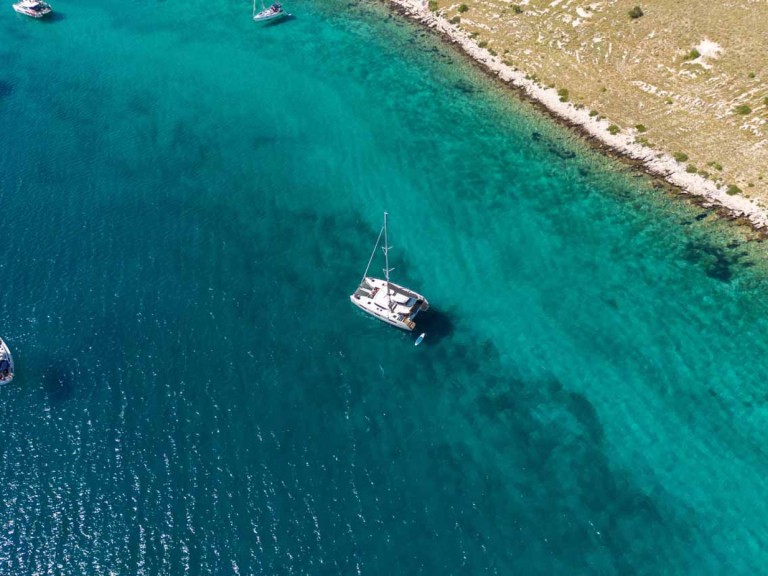 Catamaran rental in Šibenik - Lagoon Lagoon 46