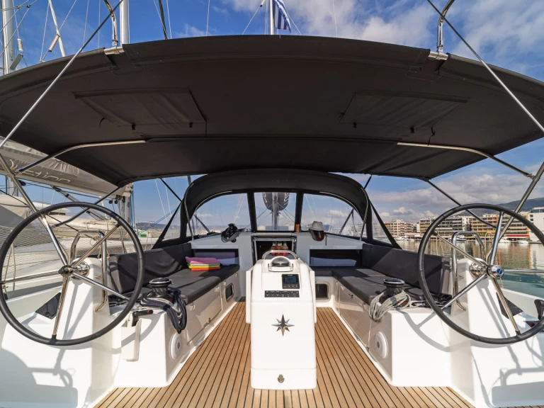 Sailboat rental in Skiathos - Jeanneau Sun Odyssey 440