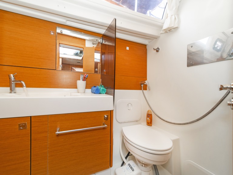 Rent a Jeanneau Sun Odyssey 519 Paros (Island)