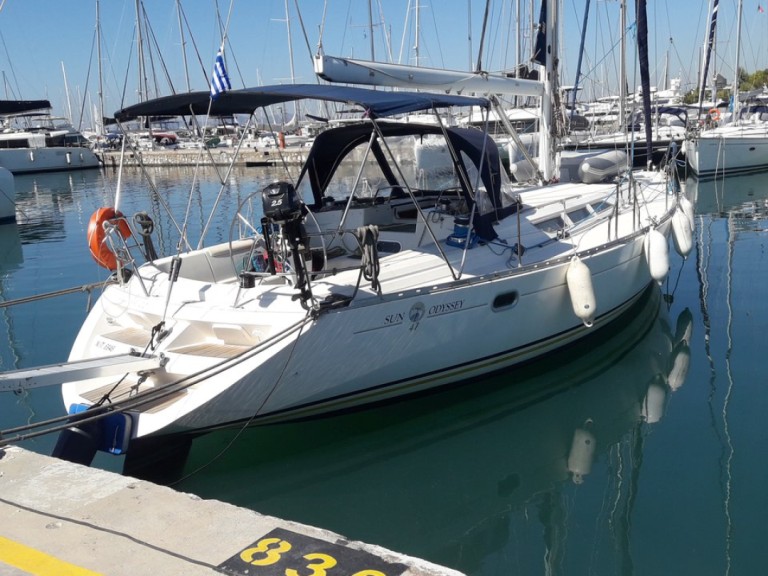 Sailboat rental in Alimos - Jeanneau Sun Odyssey 47