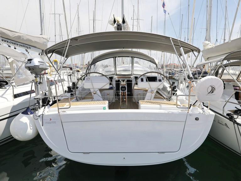 Sailboat rental in Biograd na Moru - Hanse Hanse 458